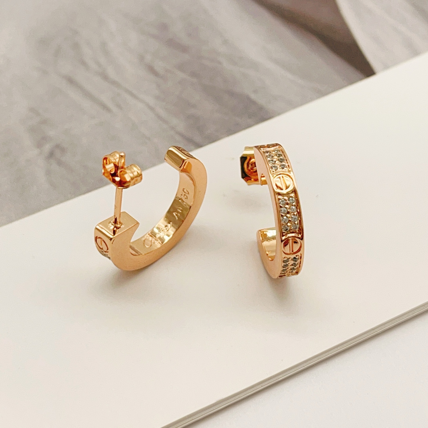 Cartier Cartie*最新款，非常的上镜‼ 设计很特别值得入手 高级手工坊系列