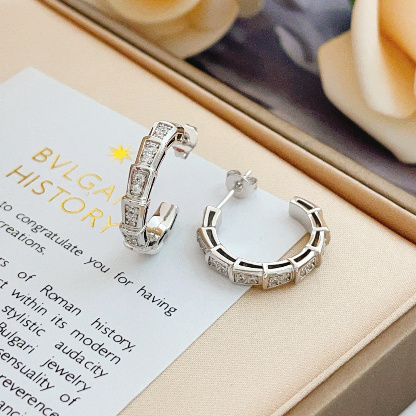 Bvlgari BVLGARI宝格丽最新款，非常的上镜‼ 设计很特别值得入手 高级手工坊系列