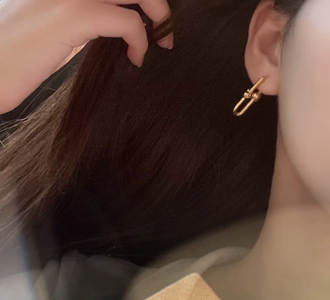 Tiffany & Co. Tiffany*帝芙尼最新款，非常的上镜‼ 设计很特别值得入手 高级手工坊系列