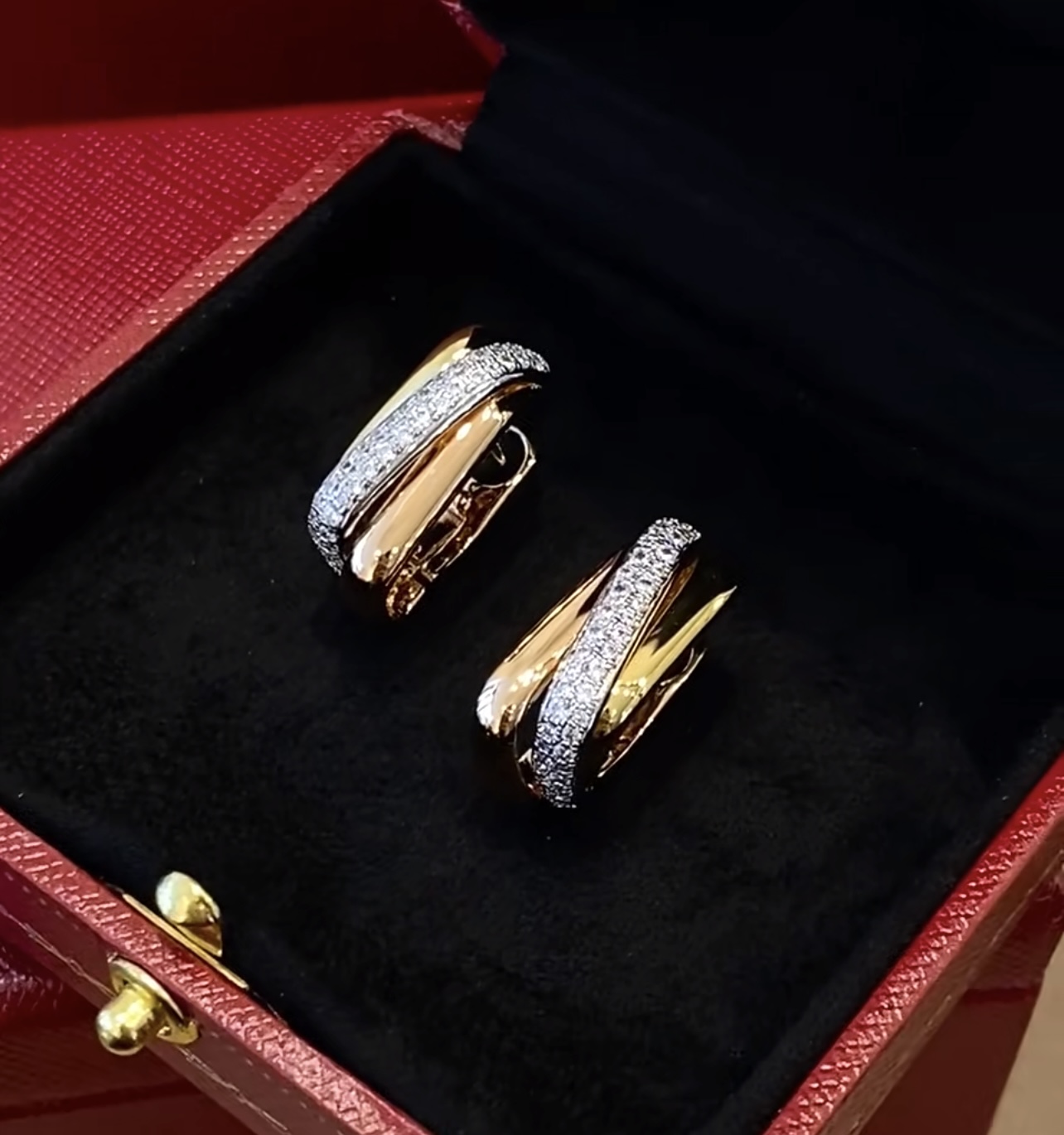 Cartier Cartie*卡地亚最新款，非常的上镜‼ 设计很特别值得入手 高级手工坊系列