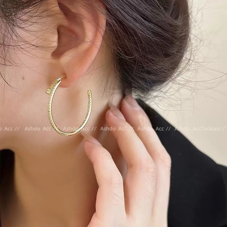 Cartier Cartie*最新款，非常的上镜‼ 设计很特别值得入手 高级手工坊系列