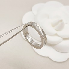 尺寸:6,7,8 码【Tiffany*帝芙尼最新款🆕🆕银色光面T字母戒指】一致官网黄铜材质,非常的上镜‼ 尺寸:6,7,8 码【Tiffany*帝芙尼最新款🆕🆕银色光面T字母戒指】一致官网黄铜材质,非常的上镜‼
