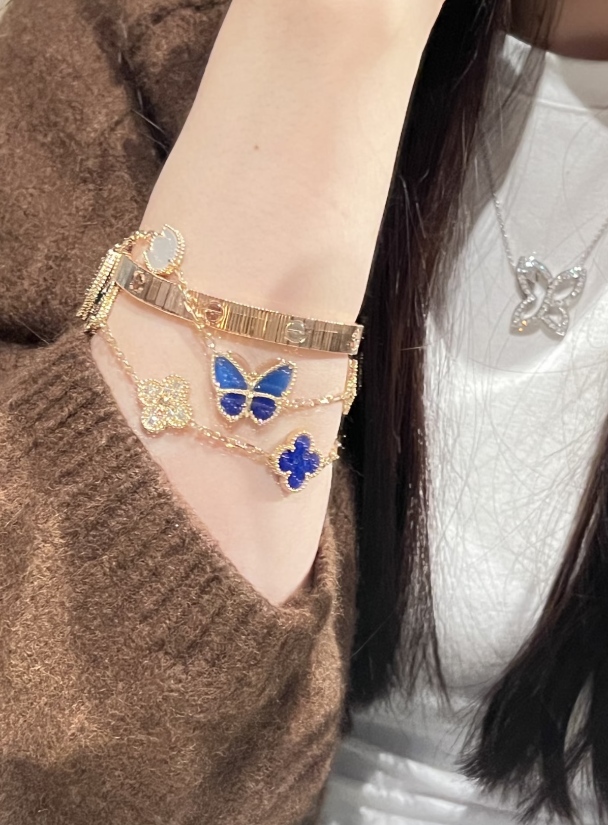 【VanCleef*ArPel* 梵克雅宝最新款🆕🆕玫瑰金蝴蝶手链】一致官网黄铜材质，非常的上镜‼️设计