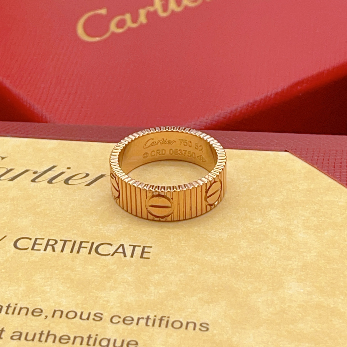 Cartier Cartie*最新款，非常的上镜‼ 设计很特别值得入手 高级手工坊系列