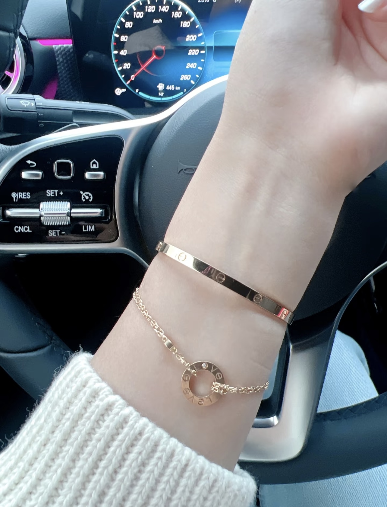 Cartier Cartie*卡地亚最新款，非常的上镜‼ 设计很特别值得入手 高级手工坊系列