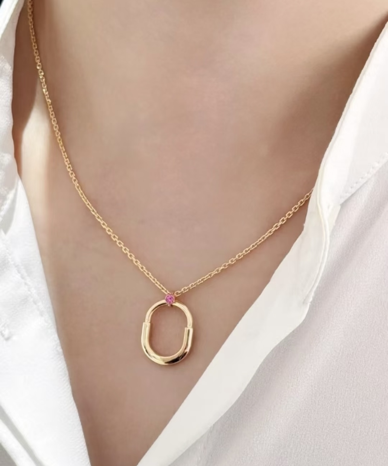 Tiffany & Co. Tiffany*帝芙尼最新款，非常的上镜‼ 设计很特别值得入手 高级手工坊系列