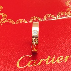 大小尺寸:6号、7号、8号【Cartie*最新款🆕🆕玫瑰金色单钻戒指】一致官网黄铜材质,非常的上镜‼️设 大小尺寸:6号、7号、8号【Cartie*最新款🆕🆕玫瑰金色单钻戒指】一致官网黄铜材质,非常的上镜‼️设