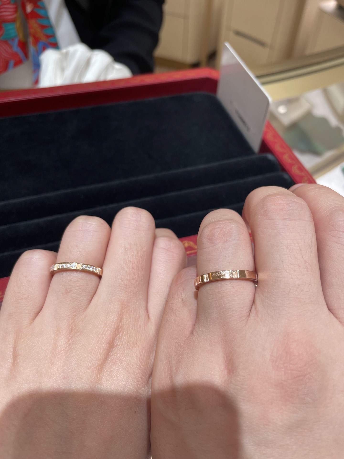 Cartier Cartie*最新款，非常的上镜‼ 设计很特别值得入手 高级手工坊系列