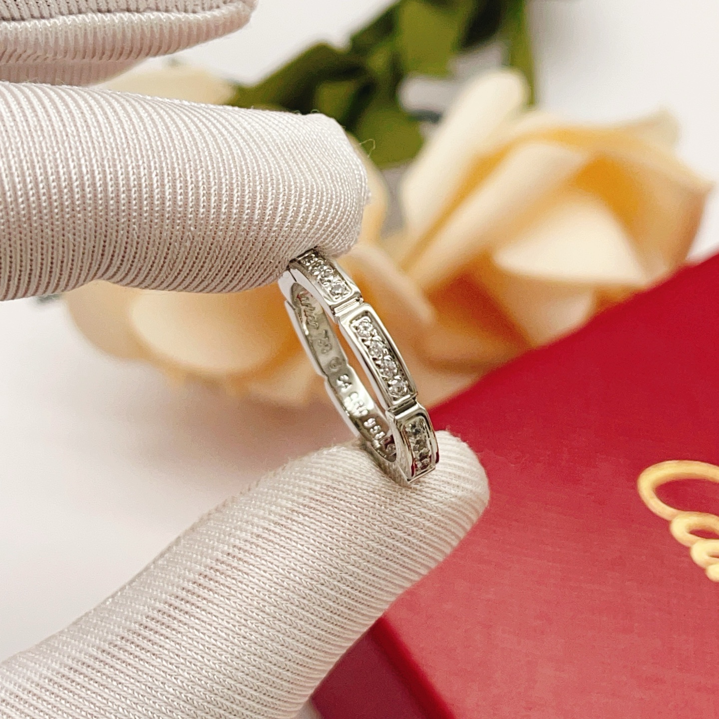 Cartier Cartie*最新款，非常的上镜‼ 设计很特别值得入手 高级手工坊系列