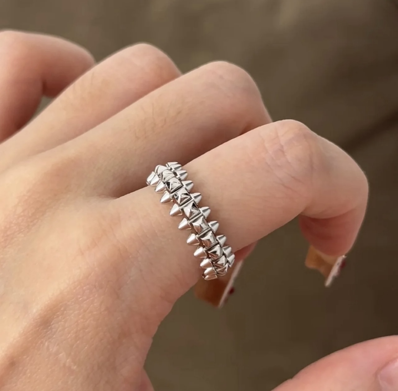 Cartier Cartie*最新款，非常的上镜‼ 设计很特别值得入手 高级手工坊系列