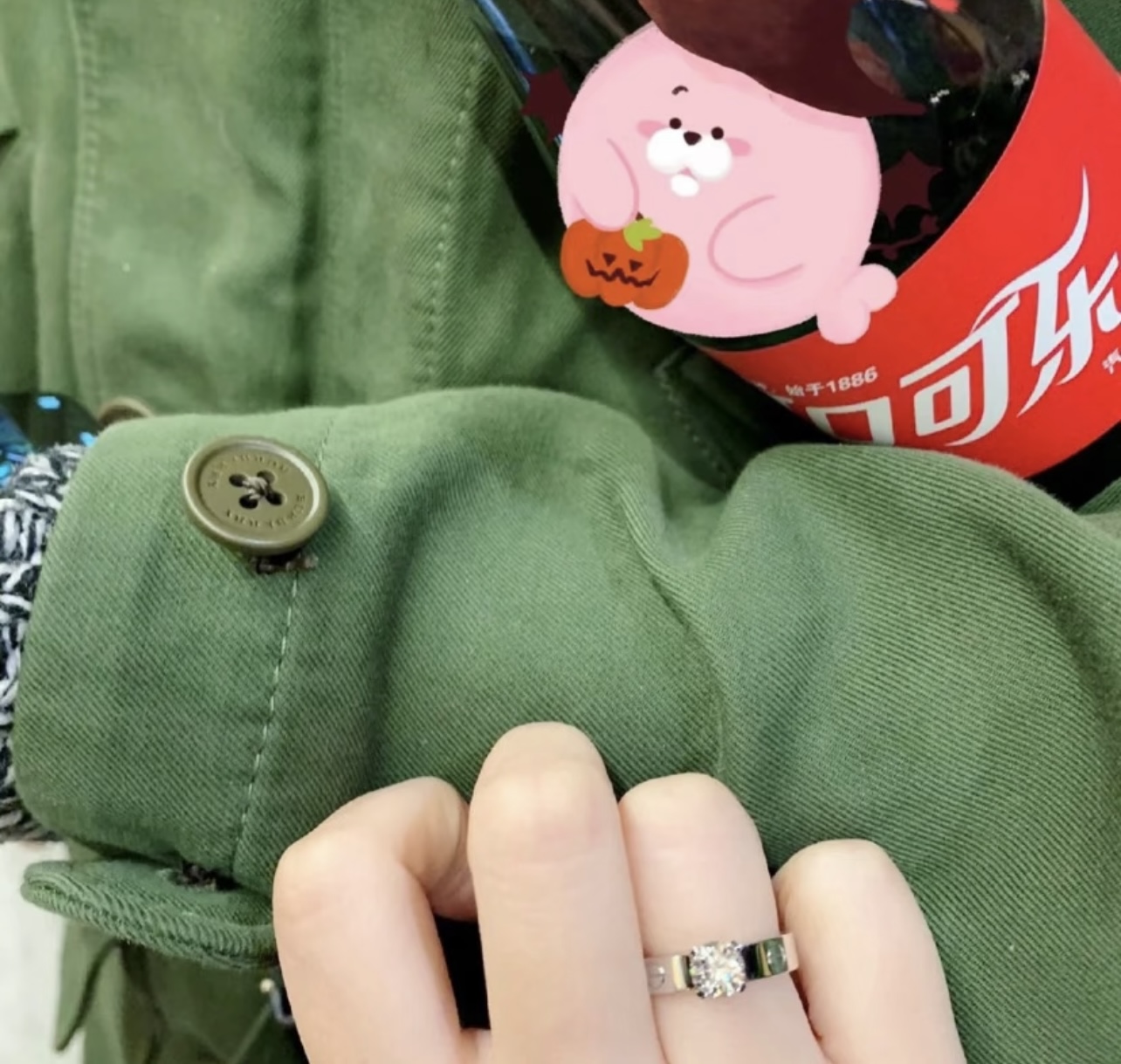 大小尺寸:6号、7号、8号【Cartie*最新款🆕🆕银色单钻戒指】一致官网黄铜材质,非常的上镜‼️设计很 大小尺寸:6号、7号、8号【Cartie*最新款🆕🆕银色单钻戒指】一致官网黄铜材质,非常的上镜‼️设计很