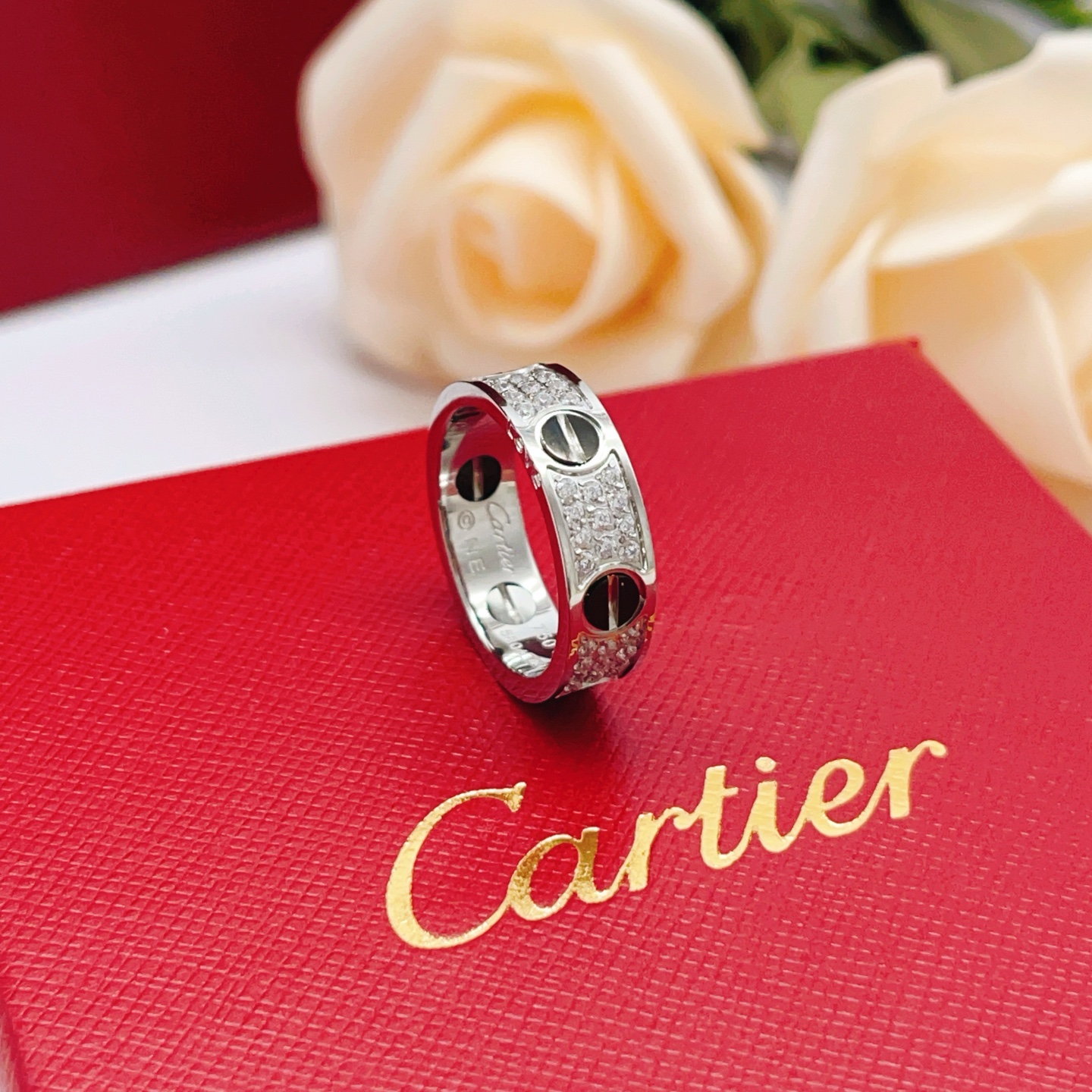 大小尺寸:6号、7号、8号【Cartie*最新款🆕🆕银色黑陶瓷满天星戒指】一致官网黄铜材质,非常的上镜‼ 大小尺寸:6号、7号、8号【Cartie*最新款🆕🆕银色黑陶瓷满天星戒指】一致官网黄铜材质,非常的上镜‼