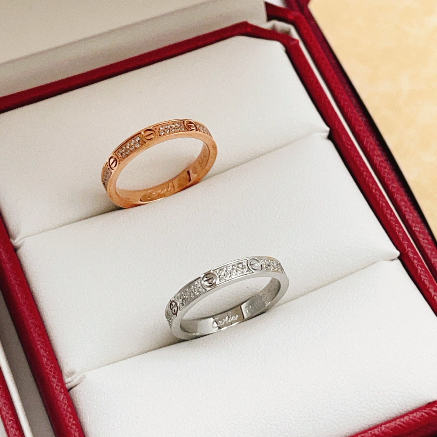 大小尺寸窄版:6号、7号、8号【Cartier*卡地亚最新款🆕🆕银色满天星两排钻戒指】一致官网黄铜材质, 大小尺寸窄版:6号、7号、8号【Cartier*卡地亚最新款🆕🆕银色满天星两排钻戒指】一致官网黄铜材质,