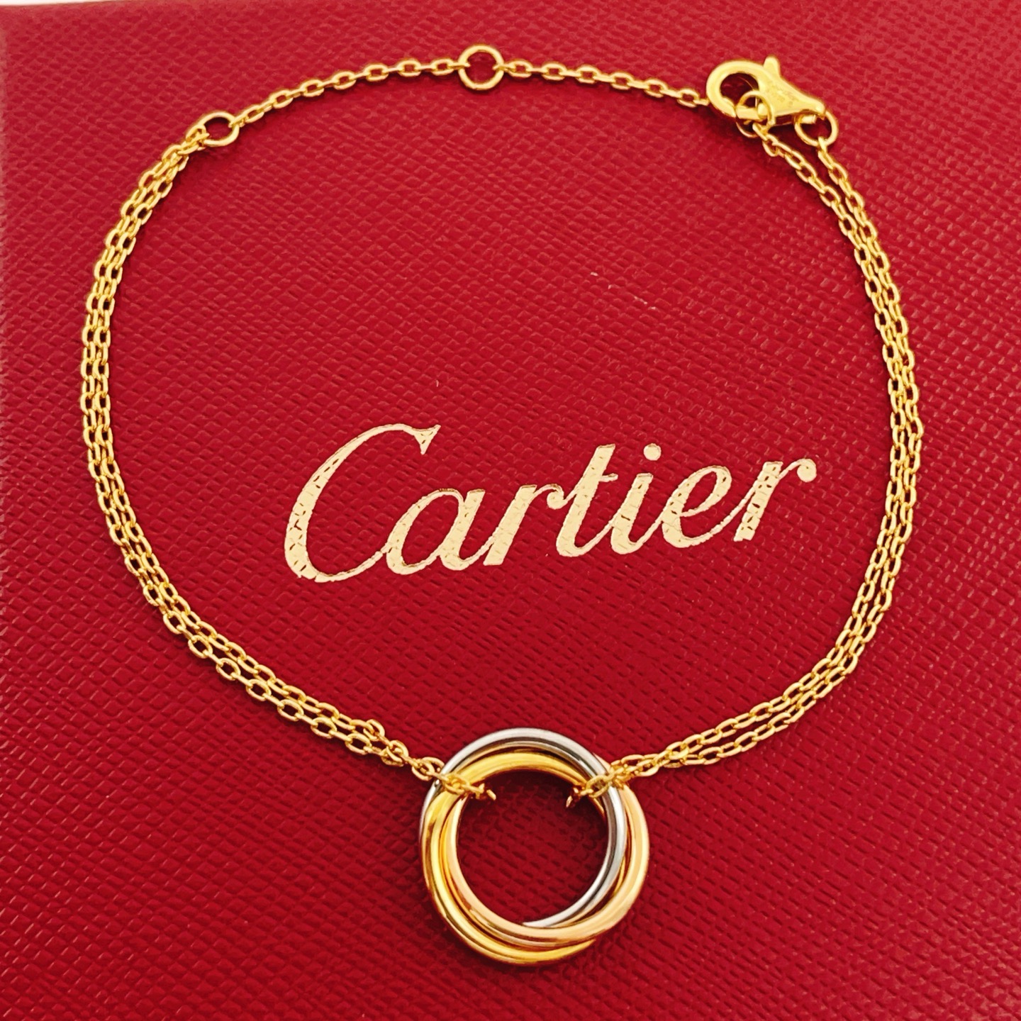 Cartier Cartie*卡地亚最新款，非常的上镜‼ 设计很特别值得入手 高级手工坊系列