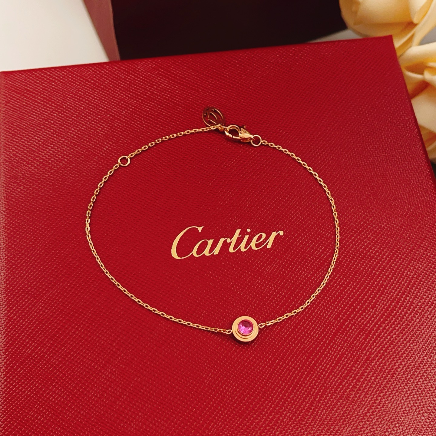 Cartier Cartier*卡地亚最新款，非常的上镜‼ 设计很特别值得入手 高级手工坊系列