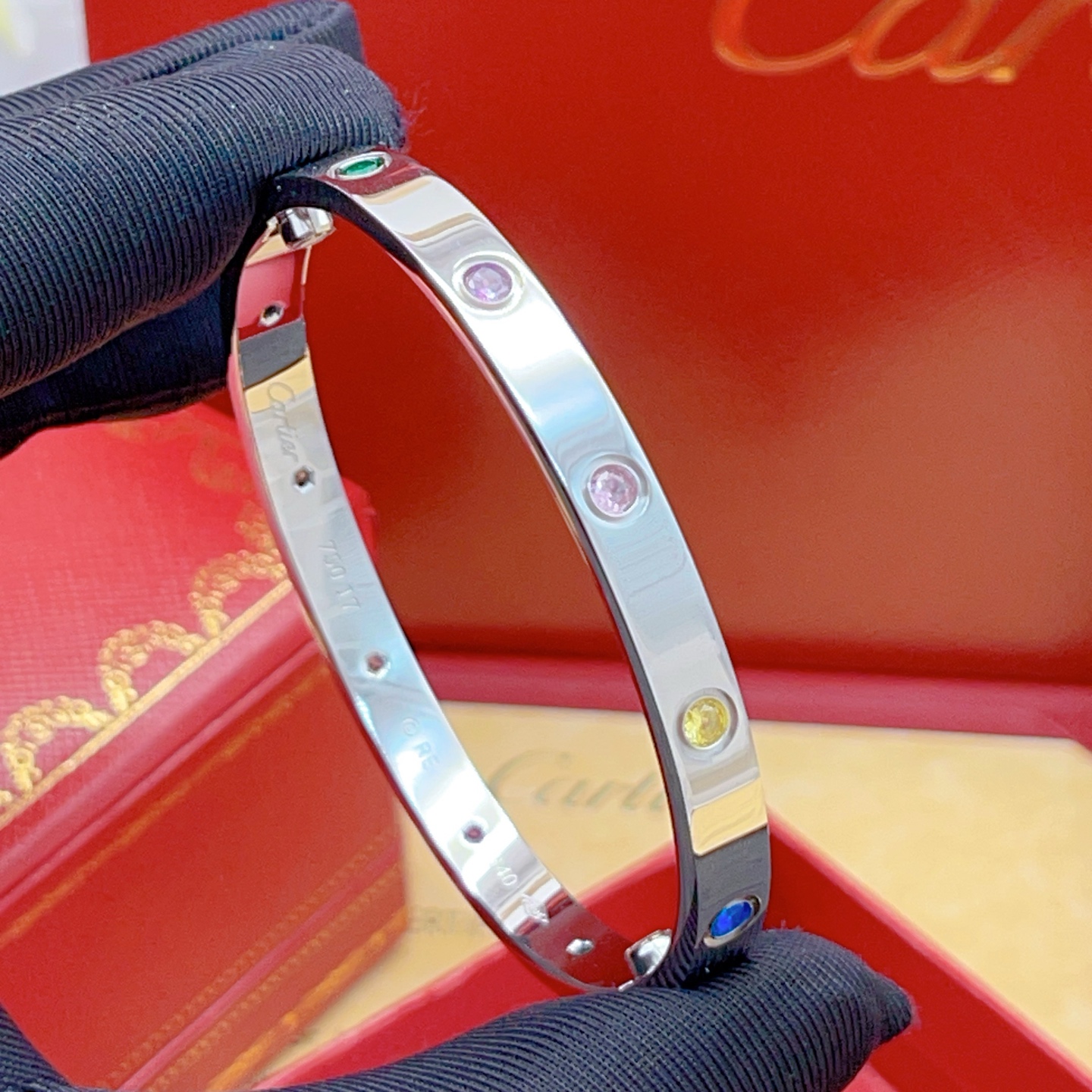 Cartier Cartie*最新款，非常的上镜‼ 设计很特别值得入手 高级手工坊系列