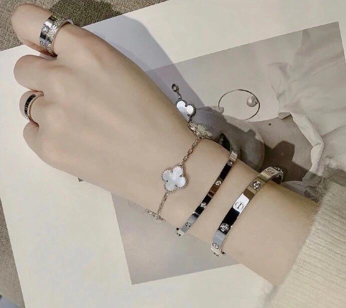 Cartier Cartie*最新款，非常的上镜‼ 设计很特别值得入手 高级手工坊系列
