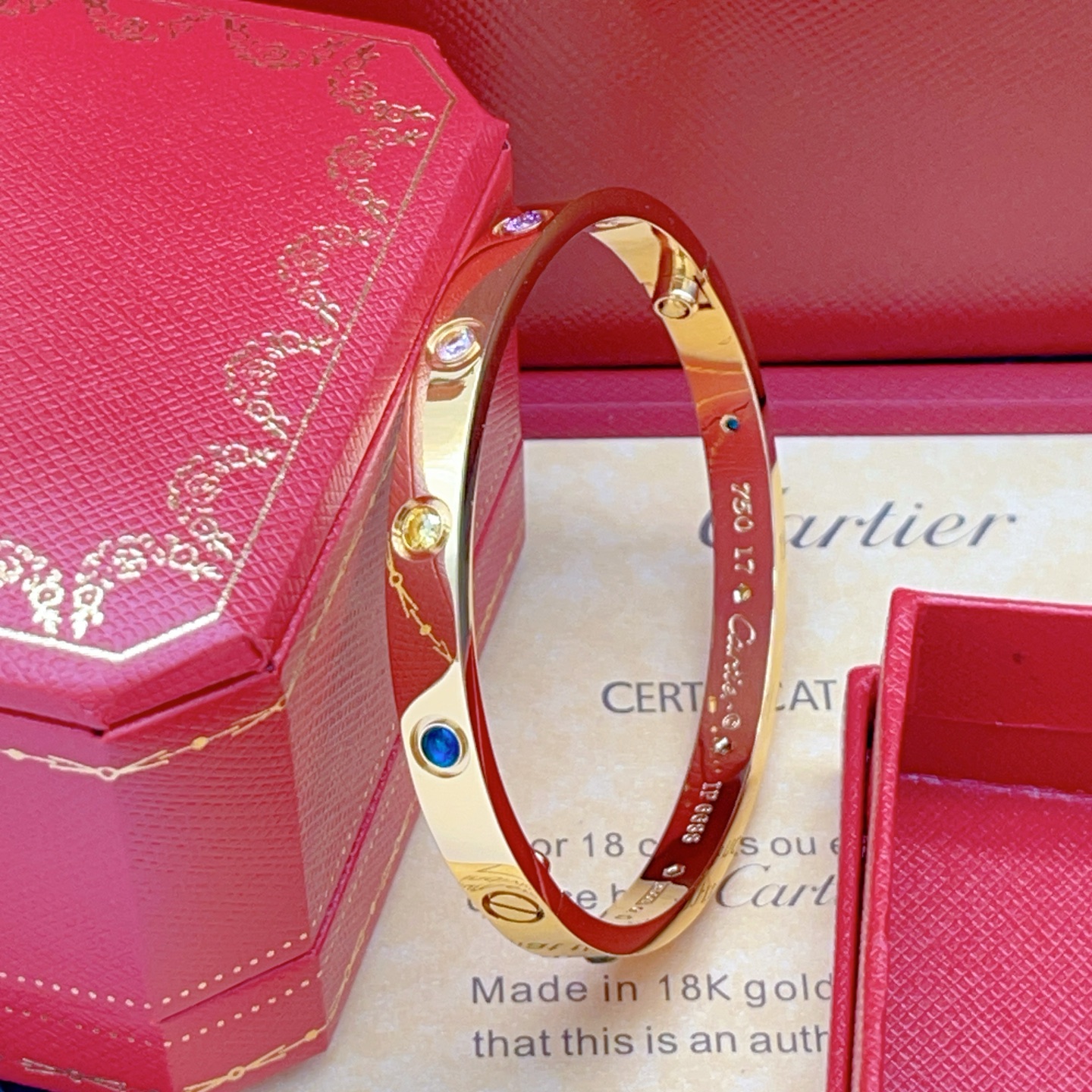 Cartier Cartie*最新款，非常的上镜‼ 设计很特别值得入手 高级手工坊系列