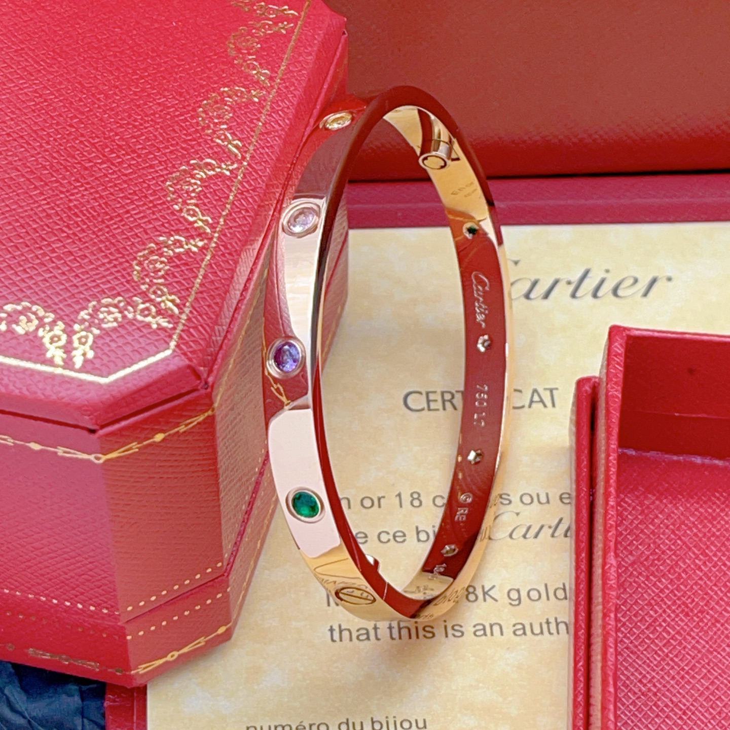 Cartier Cartie*最新款，非常的上镜‼ 设计很特别值得入手 高级手工坊系列