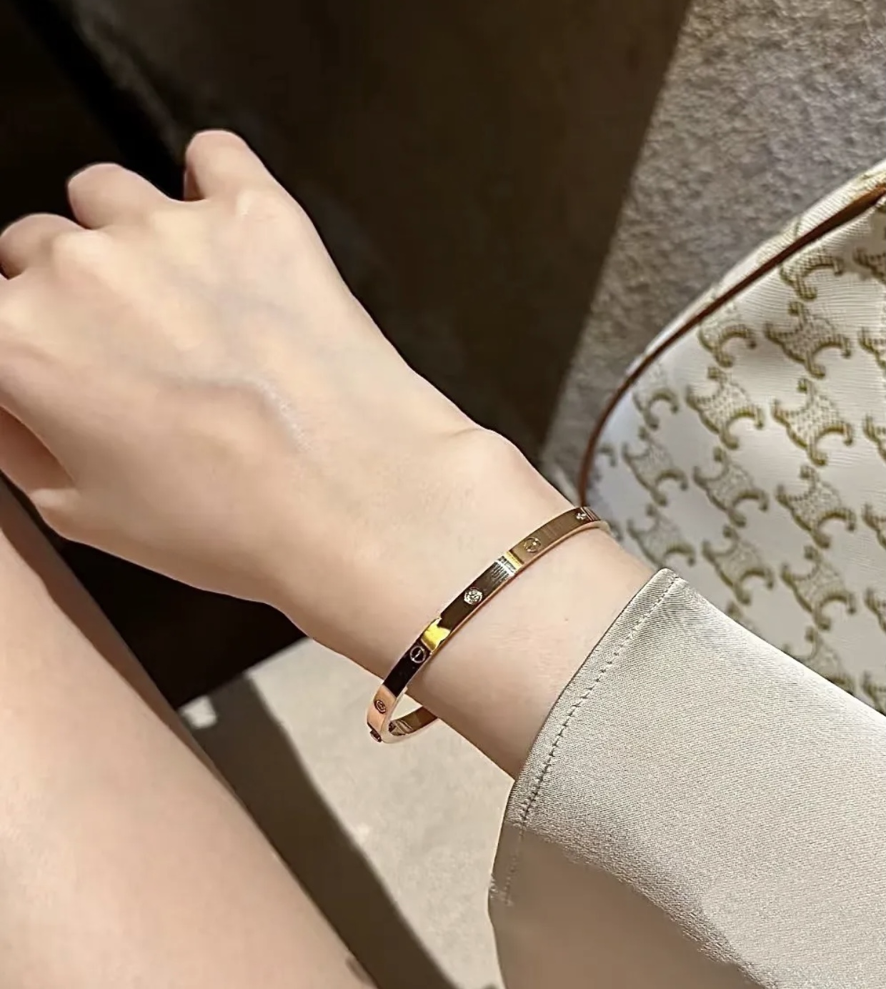 Cartier Cartie*最新款，非常的上镜‼ 设计很特别值得入手 高级手工坊系列