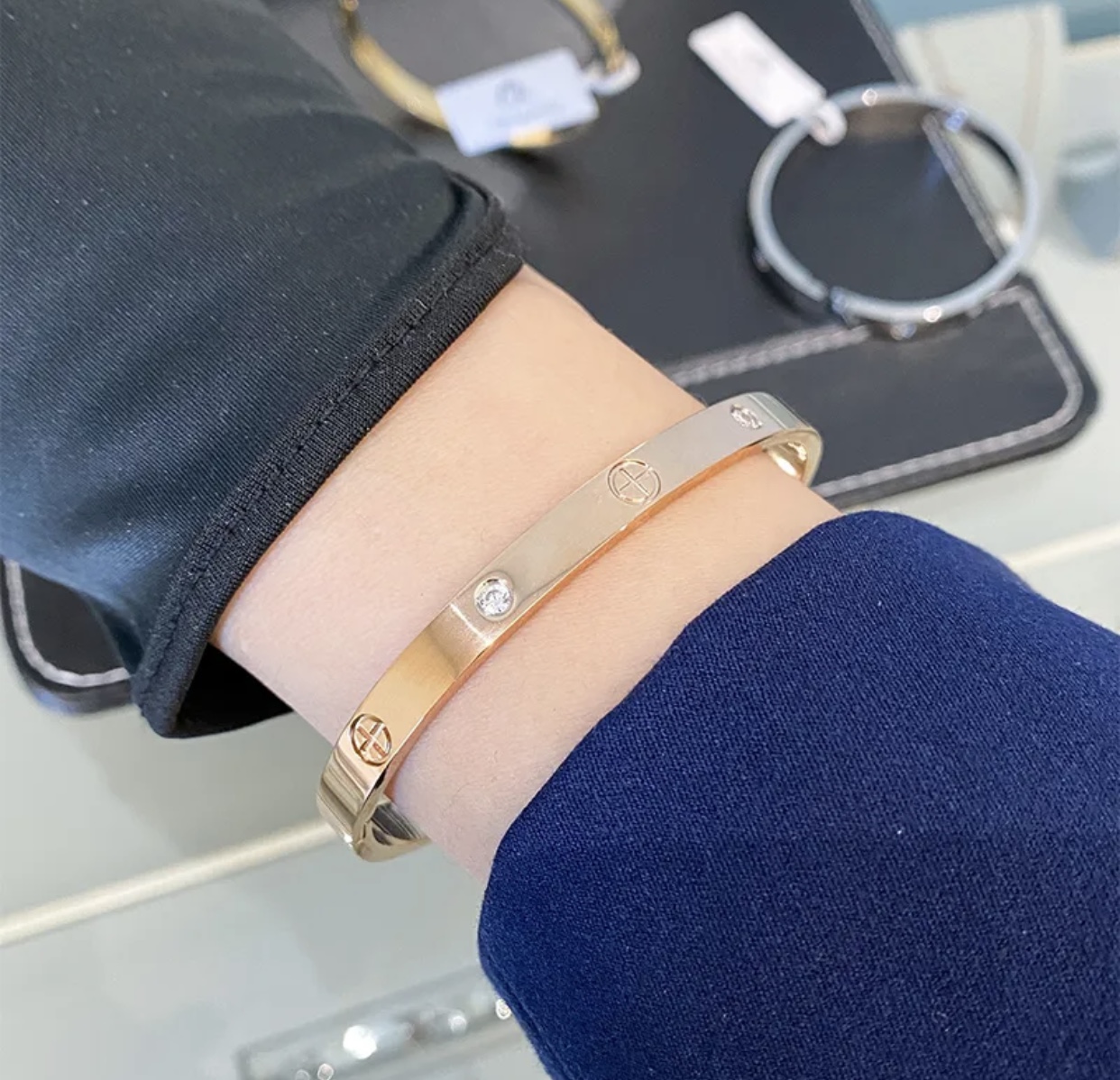 Cartier Cartie*最新款，非常的上镜‼ 设计很特别值得入手 高级手工坊系列