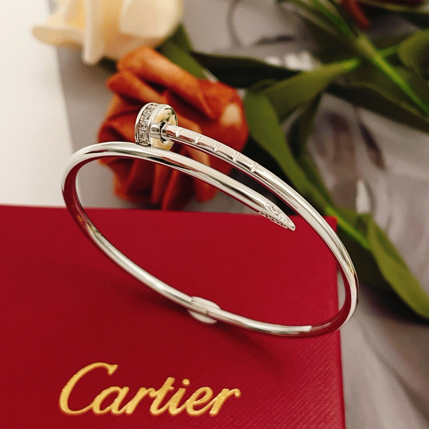 Cartier Cartie*最新款，非常的上镜‼ 设计很特别值得入手 高级手工坊系列