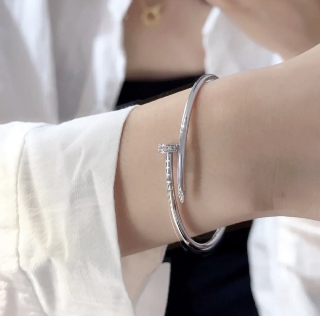 Cartier Cartie*最新款，非常的上镜‼ 设计很特别值得入手 高级手工坊系列
