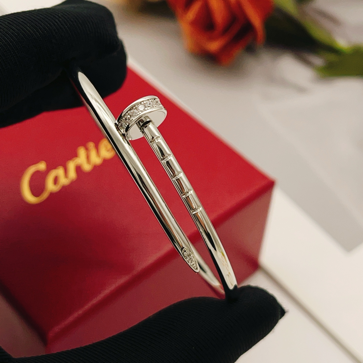 Cartier Cartie*最新款，非常的上镜‼ 设计很特别值得入手 高级手工坊系列