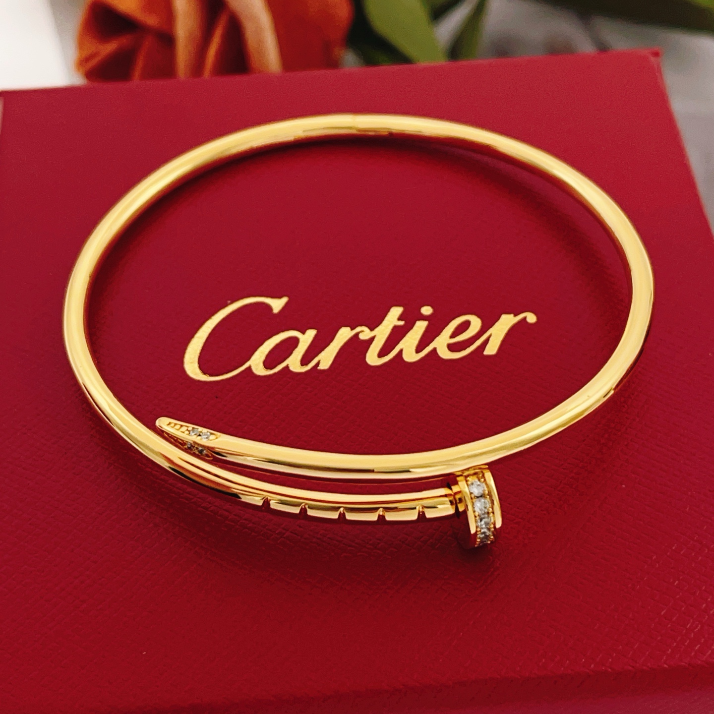 Cartier Cartie*最新款，非常的上镜‼ 设计很特别值得入手 高级手工坊系列
