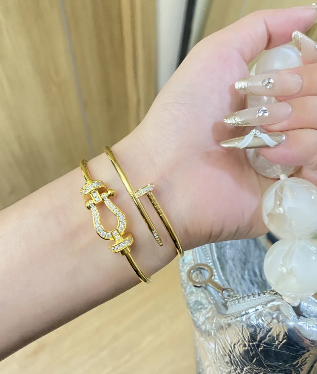 Cartier Cartie*最新款，非常的上镜‼ 设计很特别值得入手 高级手工坊系列