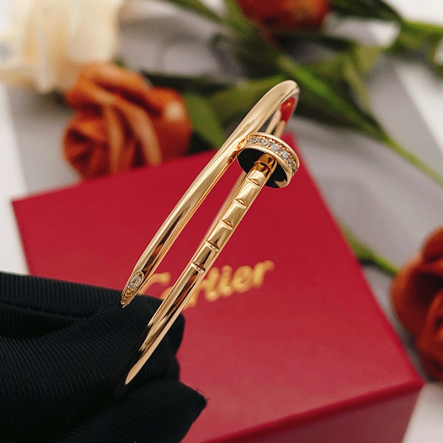 Cartier Cartie*最新款，非常的上镜‼ 设计很特别值得入手 高级手工坊系列