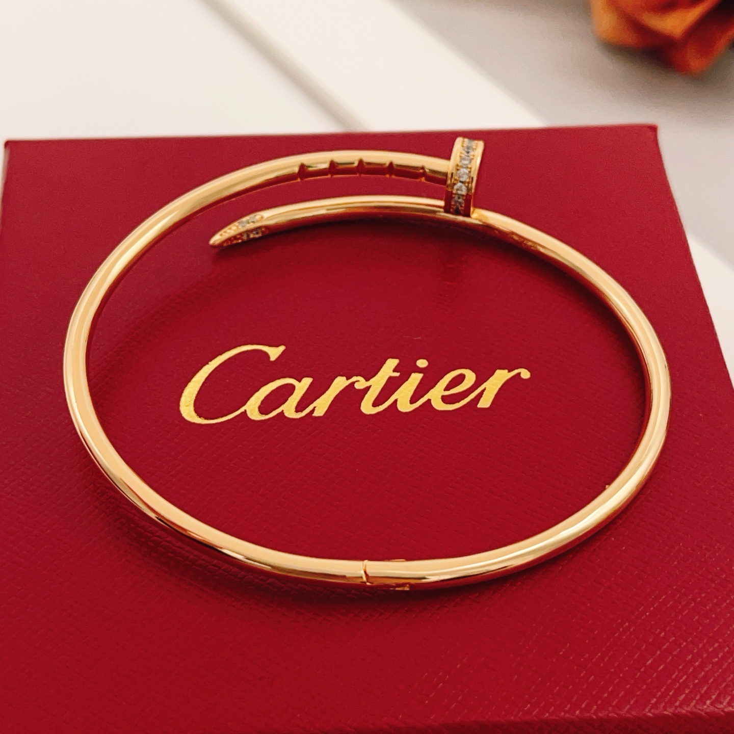 Cartier Cartie*最新款，非常的上镜‼ 设计很特别值得入手 高级手工坊系列