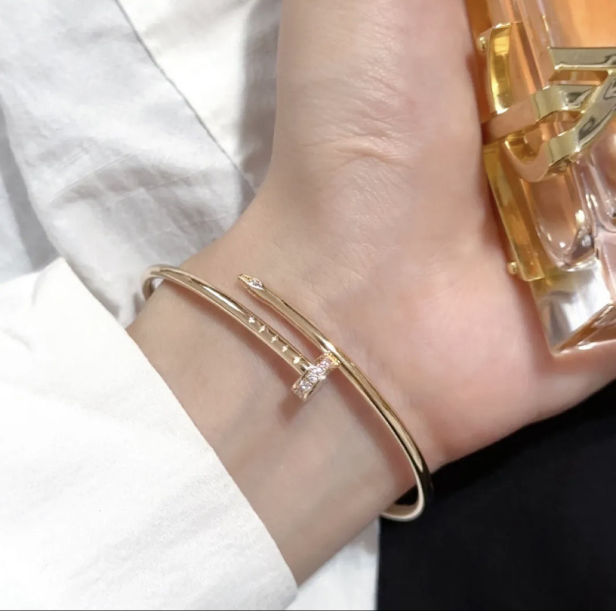 Cartier Cartie*最新款，非常的上镜‼ 设计很特别值得入手 高级手工坊系列
