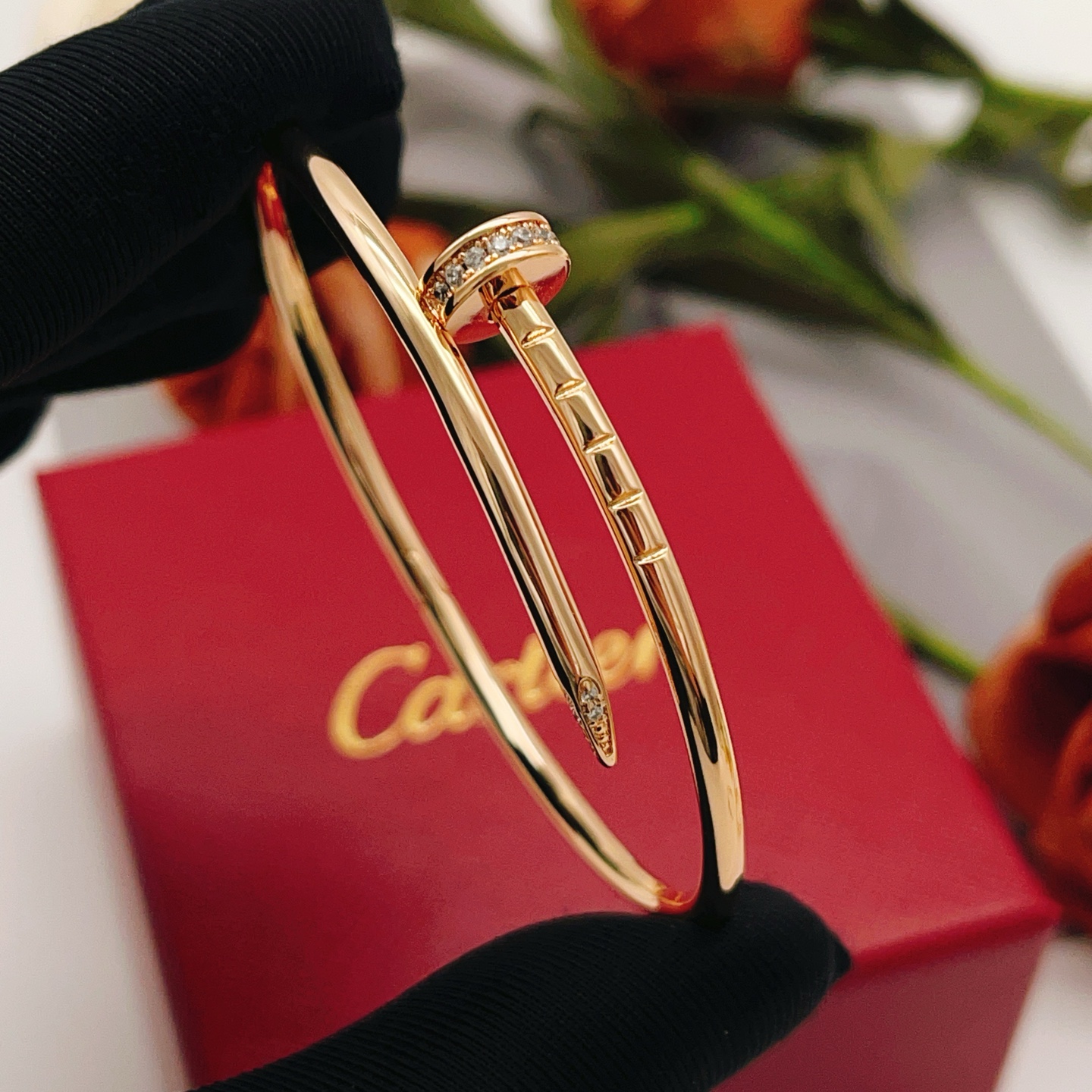 Cartier Cartie*最新款，非常的上镜‼ 设计很特别值得入手 高级手工坊系列