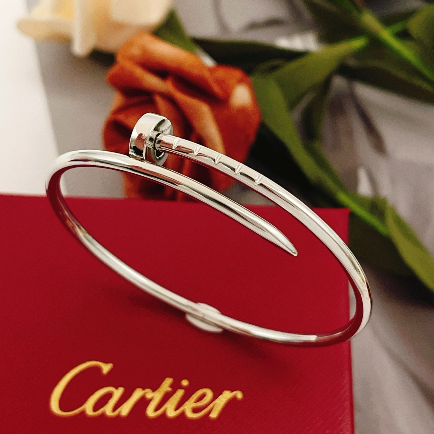 Cartier Cartie*最新款，非常的上镜‼ 设计很特别值得入手 高级手工坊系列