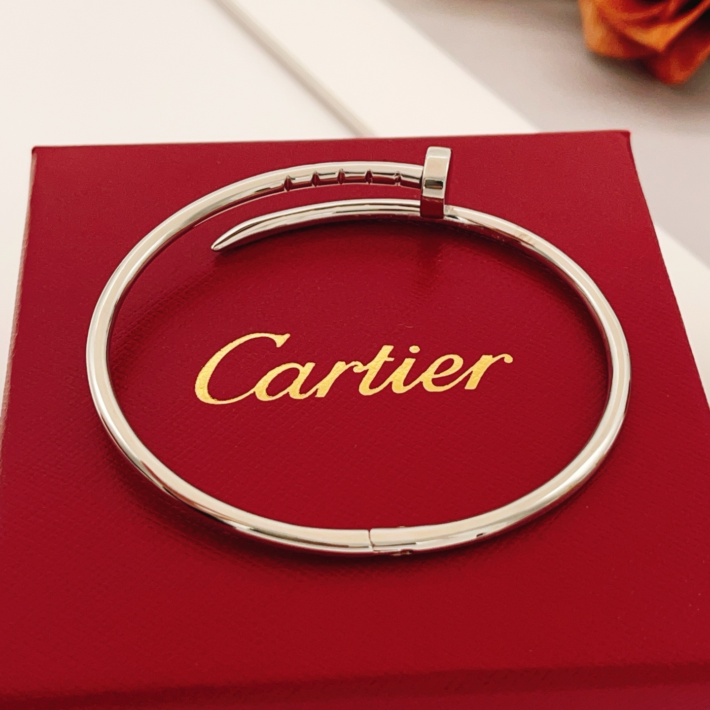 Cartier Cartie*最新款，非常的上镜‼ 设计很特别值得入手 高级手工坊系列