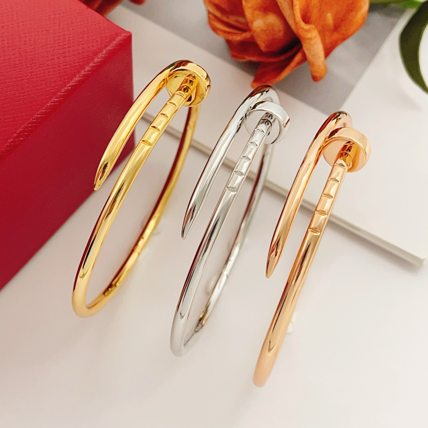 Cartier Cartie*最新款，非常的上镜‼ 设计很特别值得入手 高级手工坊系列