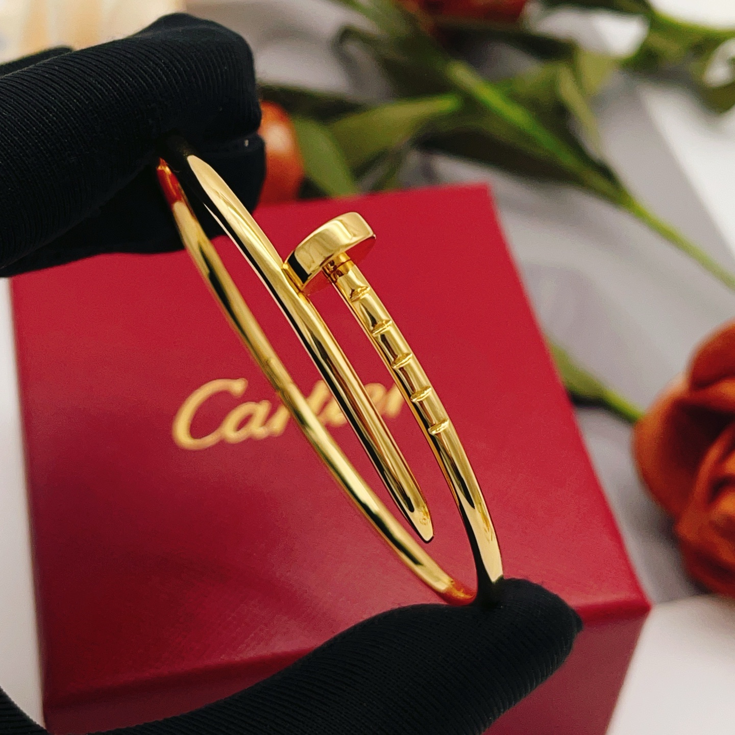 Cartier Cartie*最新款，非常的上镜‼ 设计很特别值得入手 高级手工坊系列