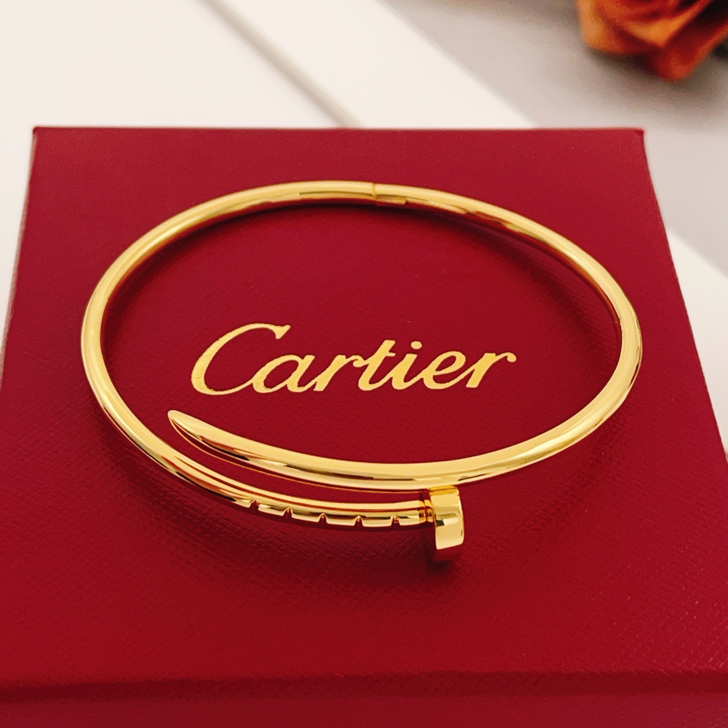 Cartier Cartie*最新款，非常的上镜‼ 设计很特别值得入手 高级手工坊系列