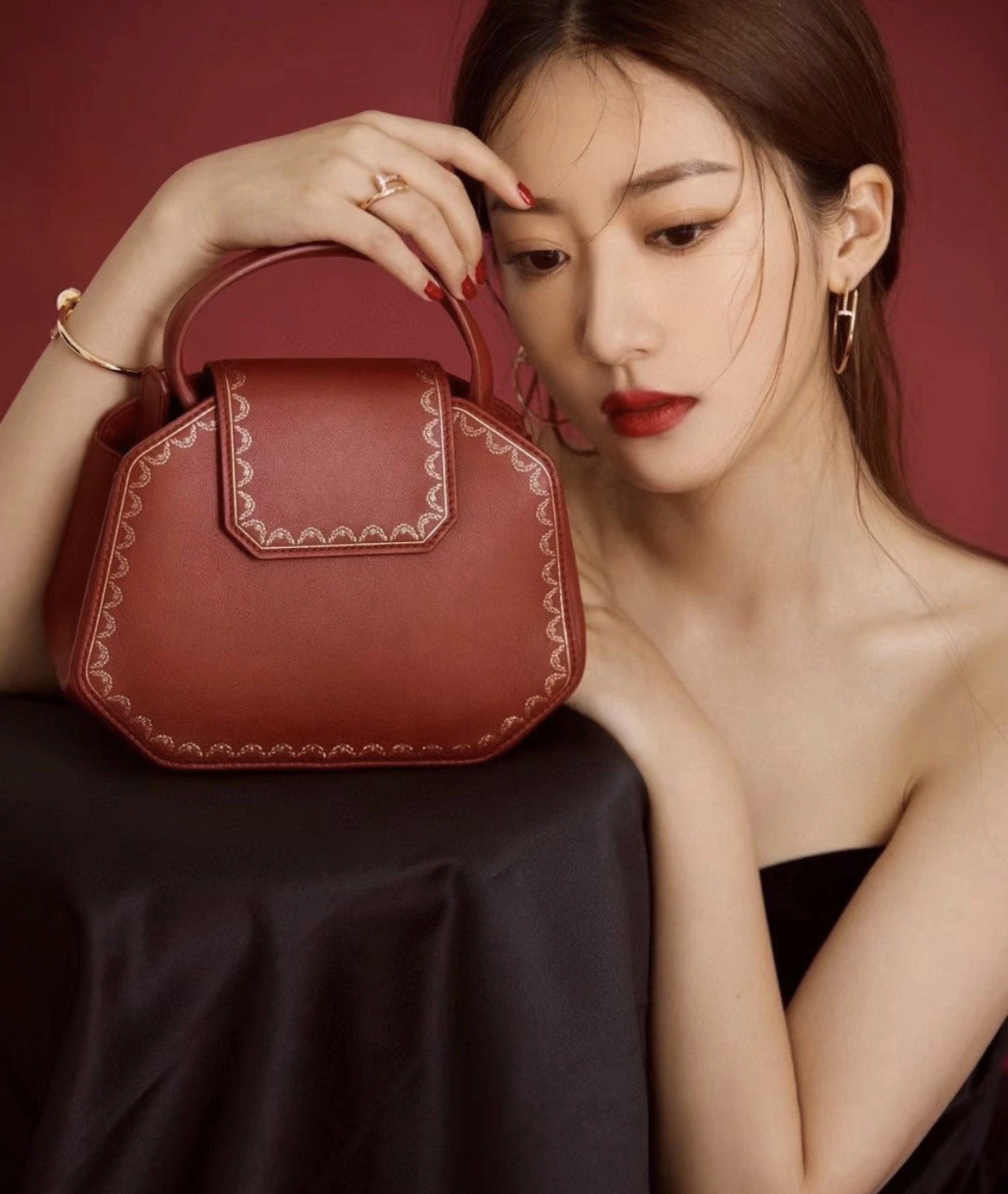 Cartier Cartie*最新款，非常的上镜‼ 设计很特别值得入手 高级手工坊系列