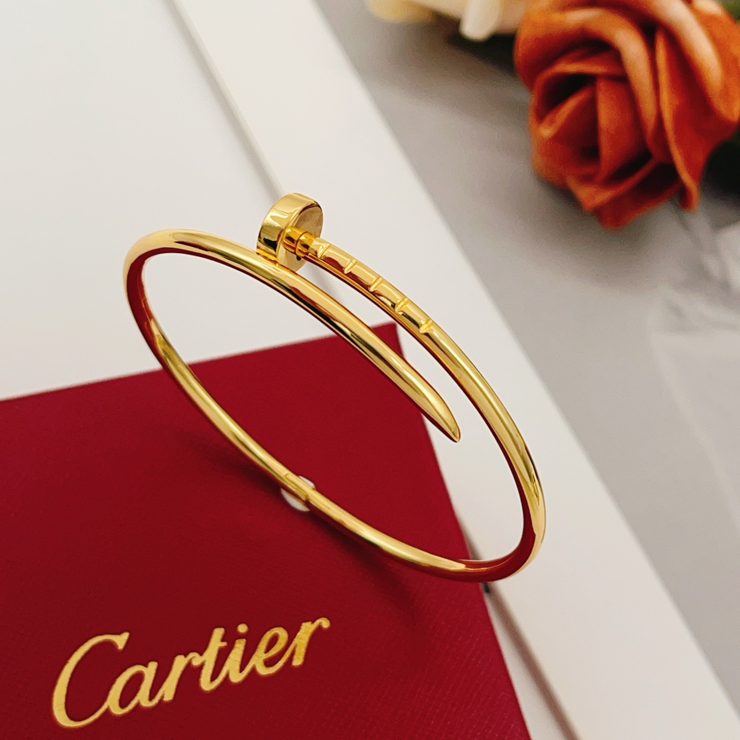 Cartier Cartie*最新款，非常的上镜‼ 设计很特别值得入手 高级手工坊系列