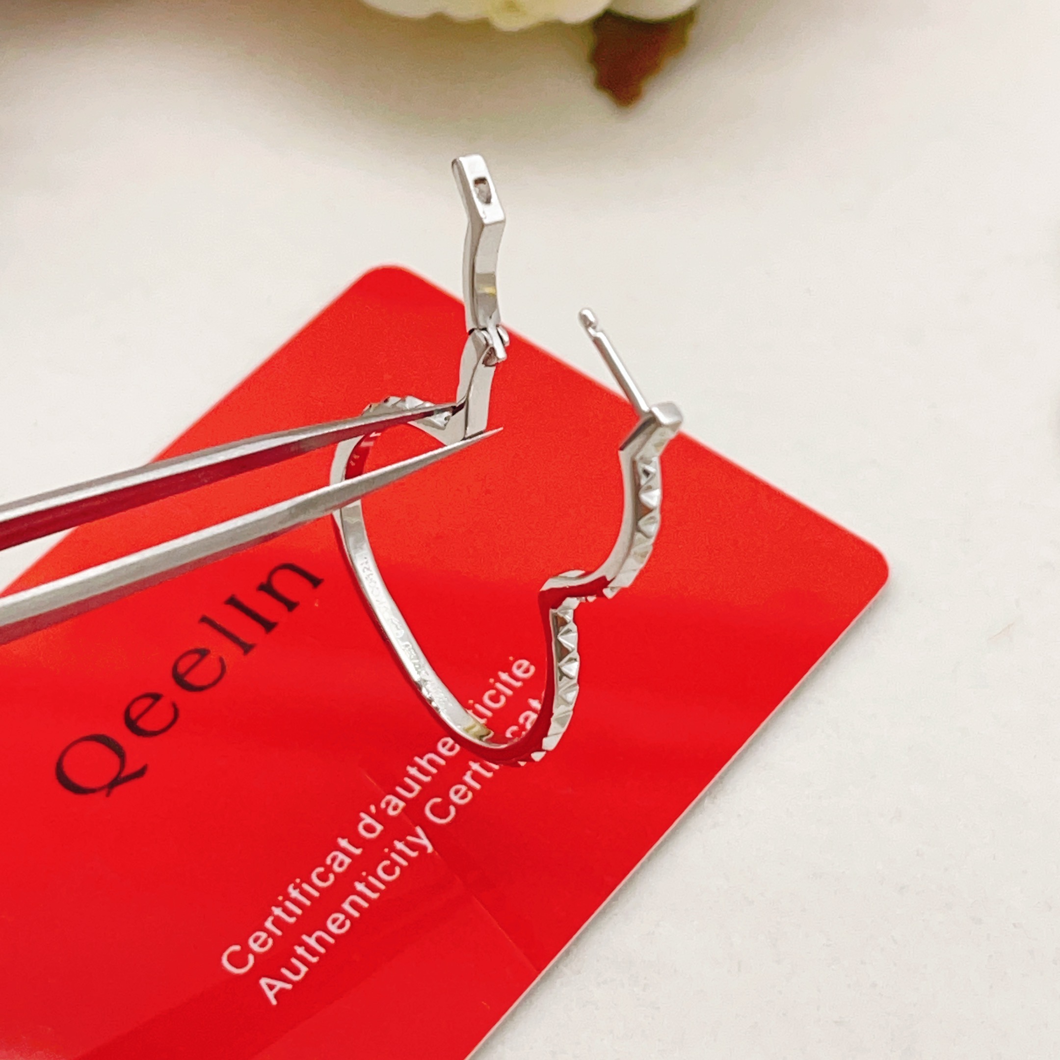 Qeelin Qeelin 麒麟最新款，非常的上镜‼ 设计很特别值得入手 高级手工坊系列