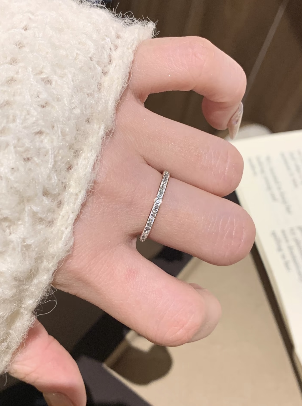 尺寸码数:6.7.8码【Tiffany*帝芙尼最新款🆕🆕玫瑰金半钻戒指】一致官网黄铜材质,非常的上镜‼️ 尺寸码数:6.7.8码【Tiffany*帝芙尼最新款🆕🆕玫瑰金半钻戒指】一致官网黄铜材质,非常的上镜‼️