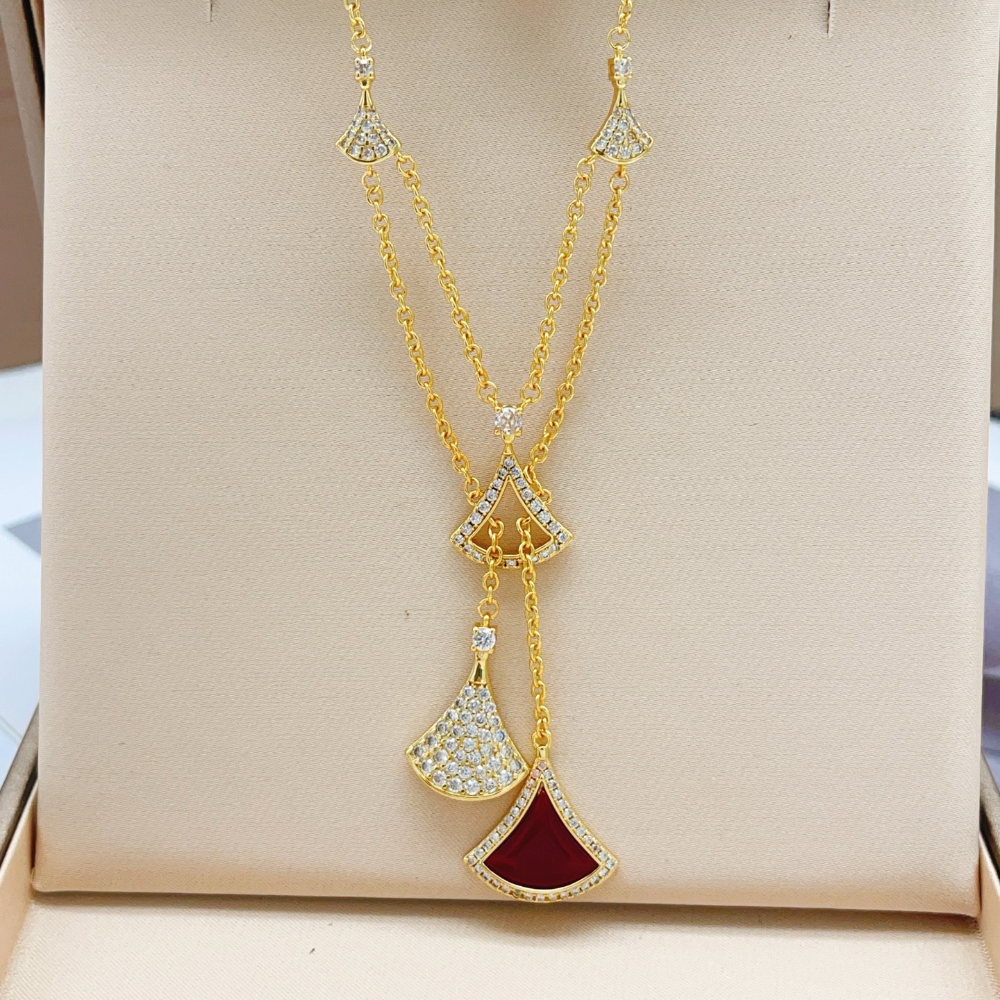 Bvlgari Haute Joaillerie Fine Jewelry Earrings Necklace Ring 5