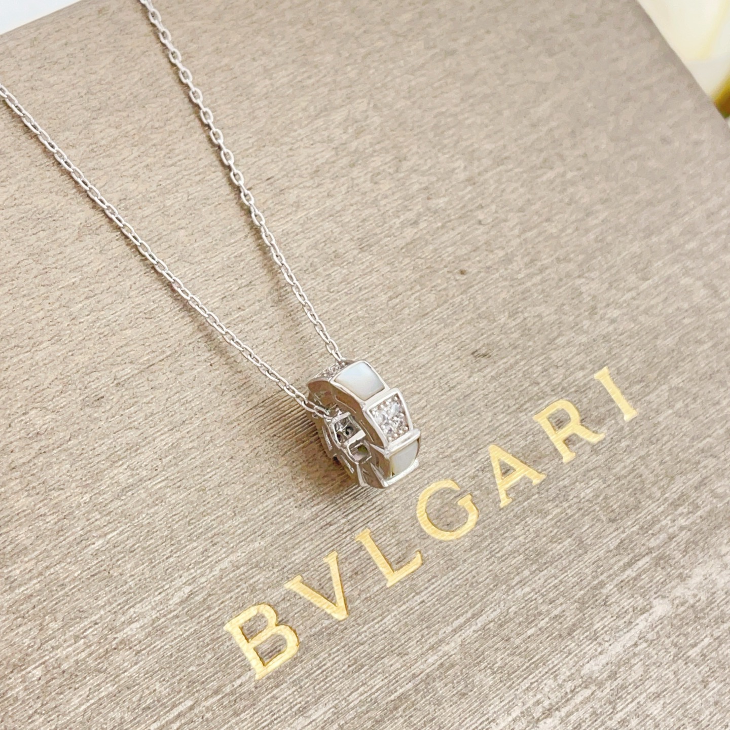 Bvlgari Perfume