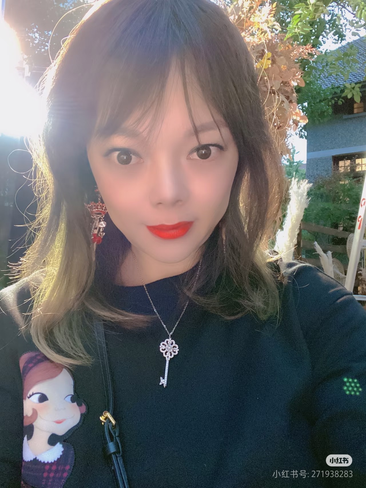 【Tiffany*帝芙尼最新款🆕🆕银色满钻锁匙项链】一致官网黄铜材质，非常的上镜‼️设计很特别值得入手。