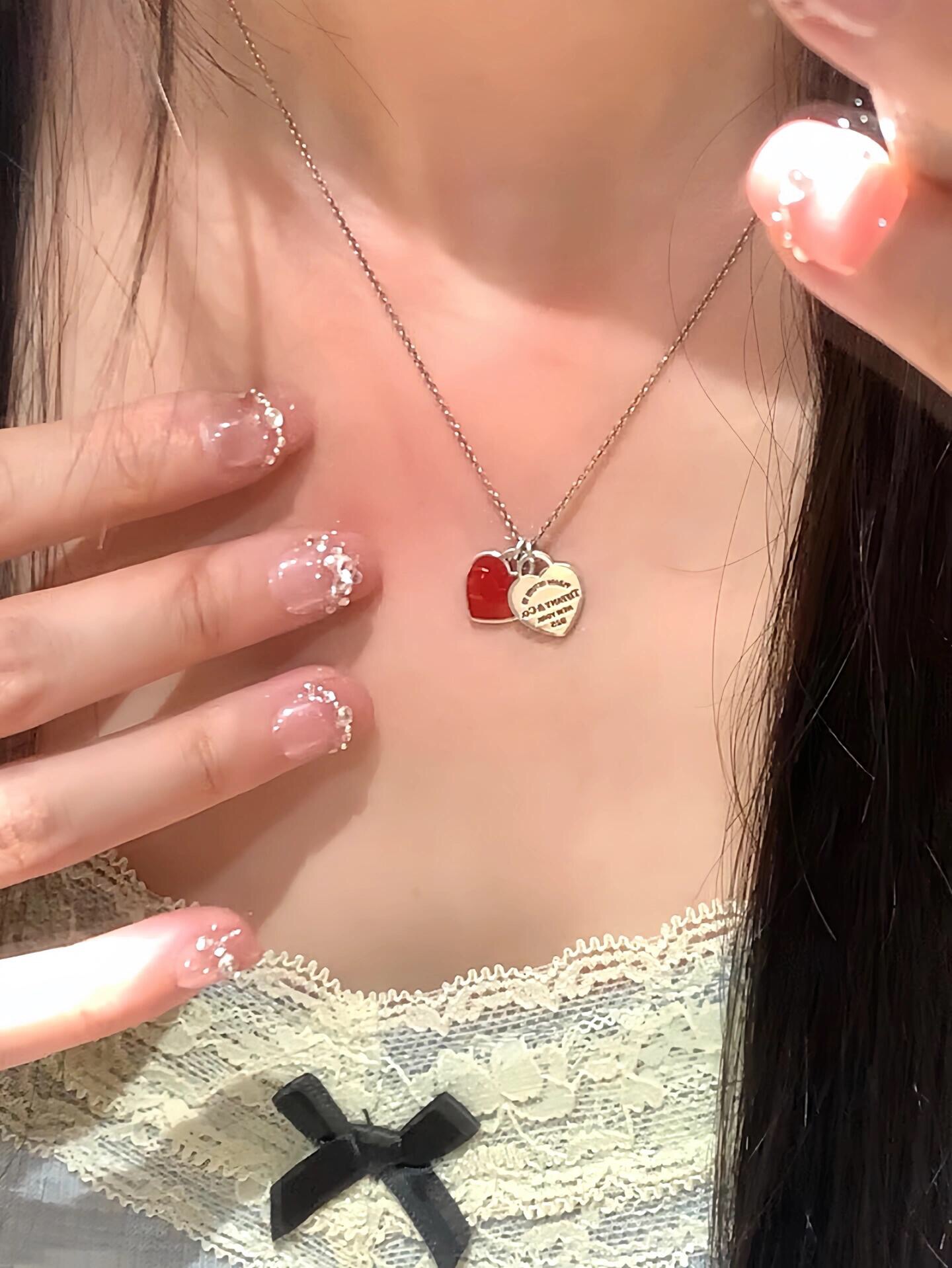 【Tiffany*帝芙尼最新款🆕🆕银色双爱心红爱心项链】一致官网黄铜材质,非常的上镜‼️设计很特别值得入 【Tiffany*帝芙尼最新款🆕🆕银色双爱心红爱心项链】一致官网黄铜材质,非常的上镜‼️设计很特别值得入