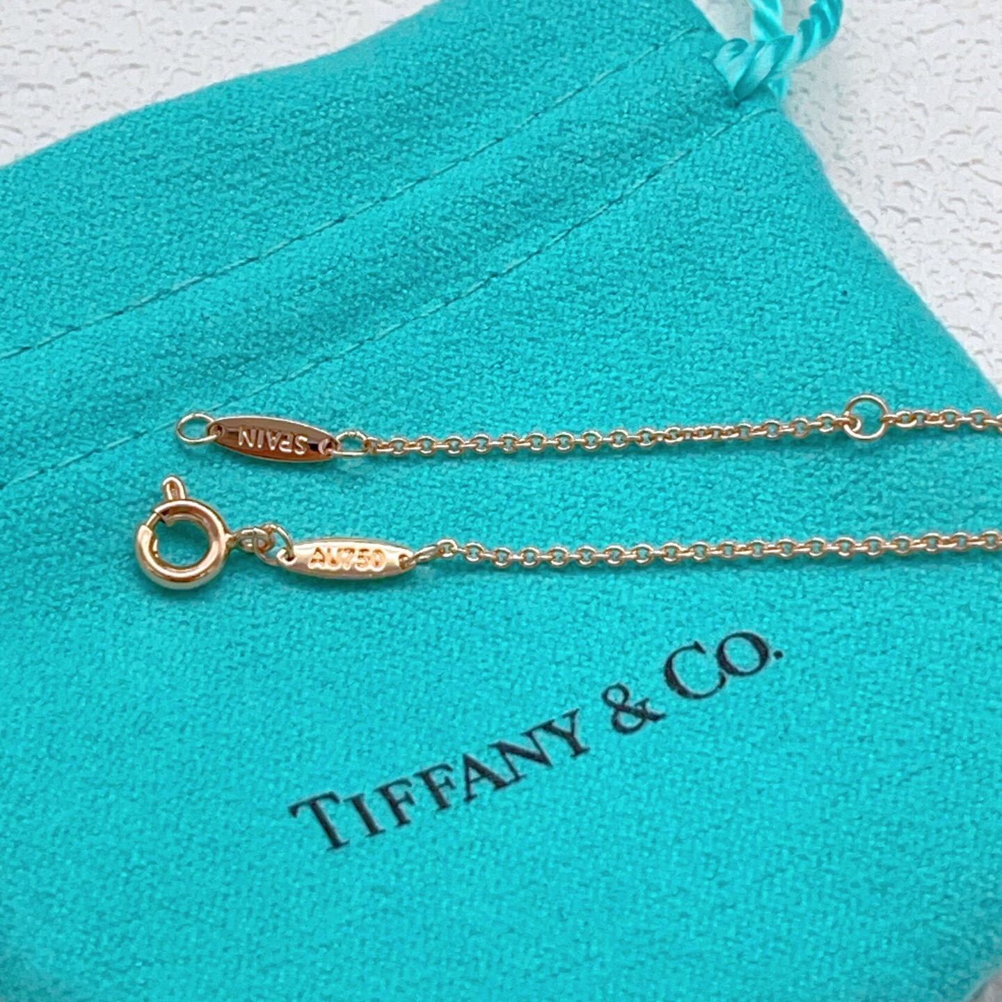 【Tiffany*帝芙尼最新款🆕🆕玫瑰金白钻单钻泡泡项链】一致官网黄铜材质，非常的上镜‼️设计很特别值得