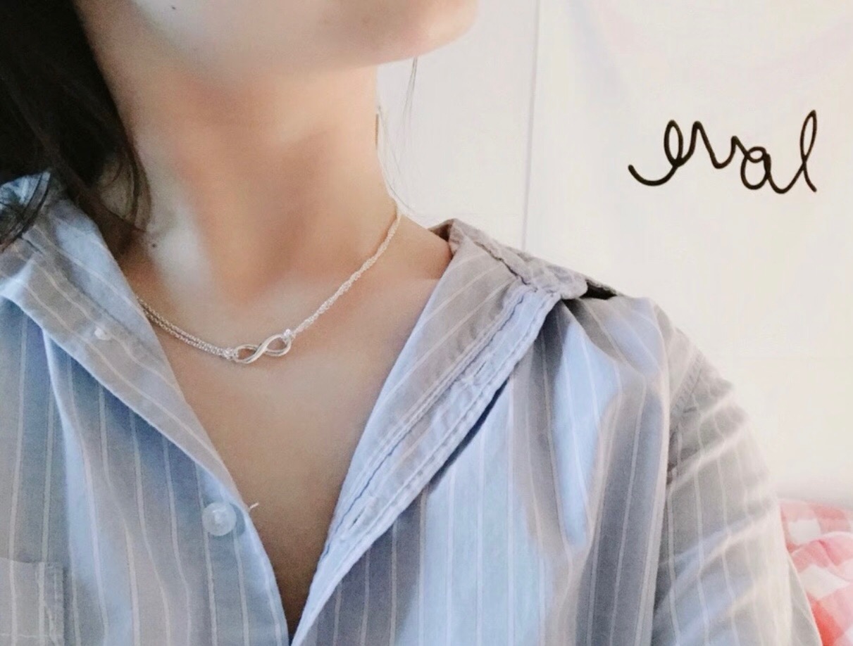 【Tiffany*帝芙尼最新款🆕🆕银色双链8字项链】一致官网黄铜材质，非常的上镜‼️设计很特别值得入手。