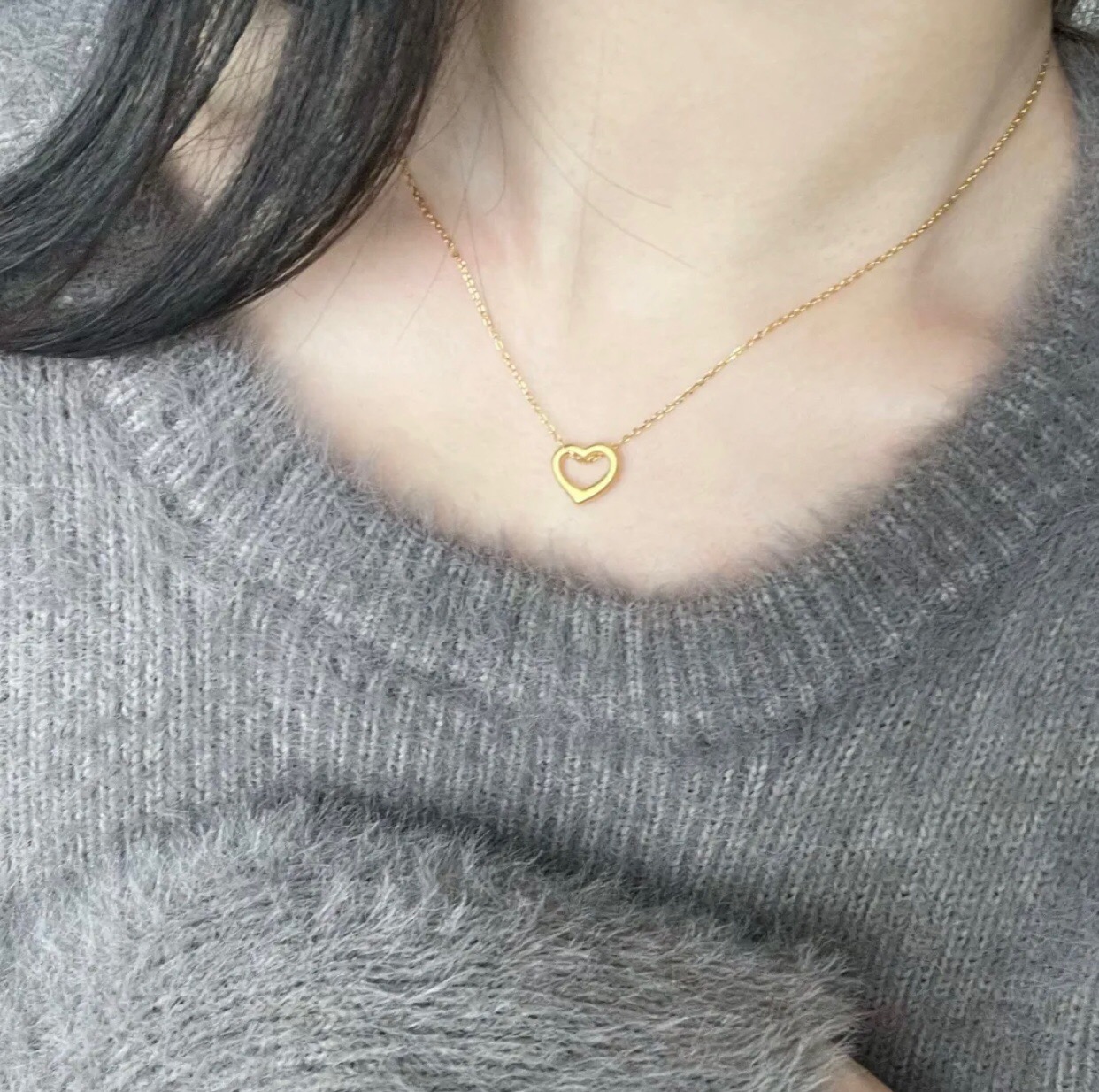 【Tiffany*帝芙尼最新款🆕🆕玫瑰金爱心项链】一致官网黄铜材质，非常的上镜‼️设计很特别值得入手。高